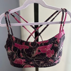 The North Face sports bra size L